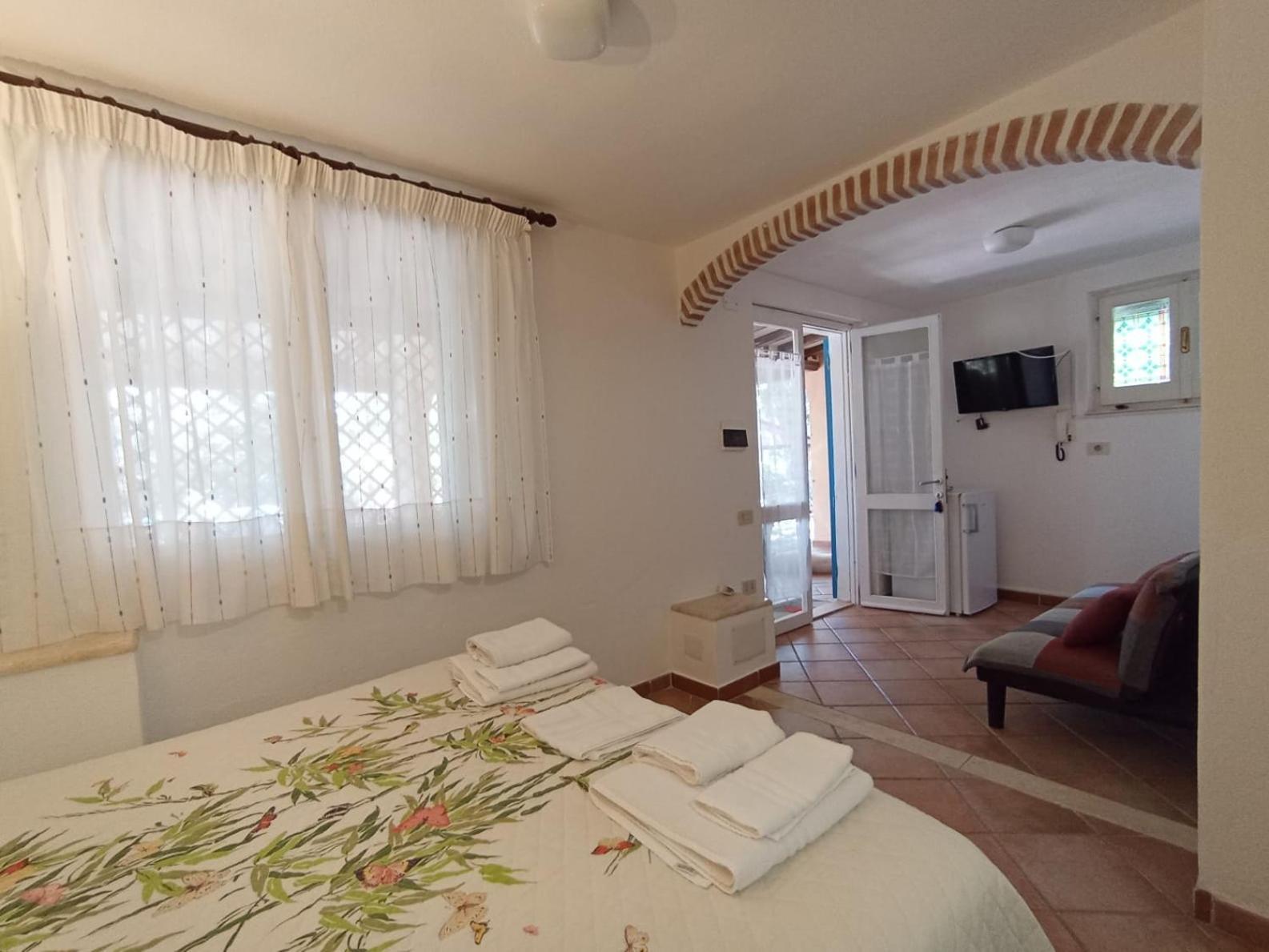 Mirto E Mare Bed & Breakfast Muravera Exterior photo